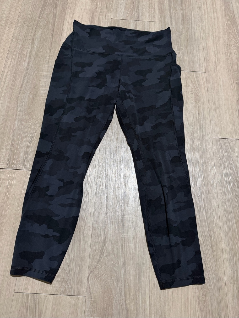 Lululemon Black Gray Camo High Rise Leggings Size 12